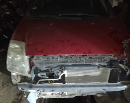 Красный Ситроен С2, объемом двигателя 1.6 л и пробегом 105 тыс. км за 2200 $, фото 3 на Automoto.ua