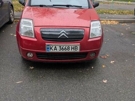 Червоний Сітроен С2, об'ємом двигуна 1.36 л та пробігом 194 тис. км за 3900 $, фото 1 на Automoto.ua