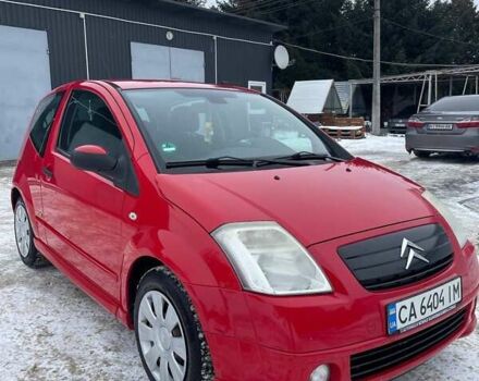 Красный Ситроен С2, объемом двигателя 1.4 л и пробегом 270 тыс. км за 3450 $, фото 1 на Automoto.ua
