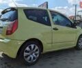 Желтый Ситроен С2, объемом двигателя 1.4 л и пробегом 239 тыс. км за 3500 $, фото 4 на Automoto.ua