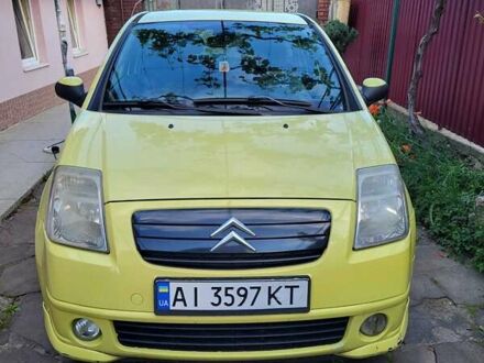 Сітроен С2 2006 у Ужгороді на Automoto.ua Жовтий Сітроен С2, об'ємом двигуна 1.36 л та пробігом 195 тис. км за 3200 $, фото 1 на Automoto.ua