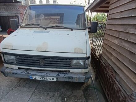 Сітроен С25 1992 у Кривому Розі на Automoto.ua Білий Сітроен С25, об'ємом двигуна 0 л та пробігом 300 тис. км за 1250 $, фото 1 на Automoto.ua