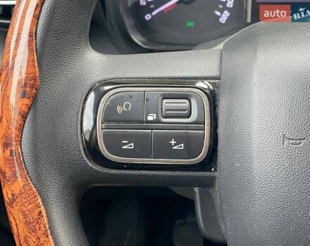 Белый Ситроен C3 Aircross, объемом двигателя 1.2 л и пробегом 87 тыс. км за 10990 $, фото 19 на Automoto.ua