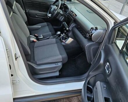 Білий Сітроен C3 Aircross, об'ємом двигуна 1.2 л та пробігом 55 тис. км за 16800 $, фото 17 на Automoto.ua