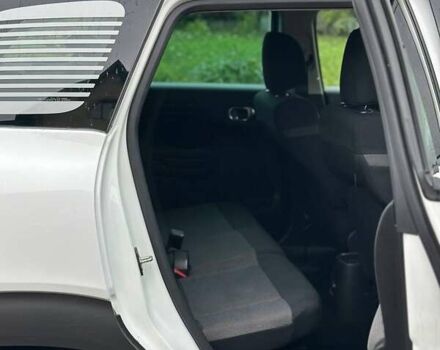 Белый Ситроен C3 Aircross, объемом двигателя 1.2 л и пробегом 55 тыс. км за 15900 $, фото 12 на Automoto.ua