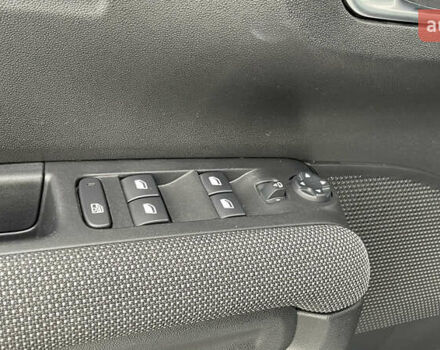 Ситроен C3 Aircross 2019 в Ивано-Франковске на Automoto.ua Белый Ситроен C3 Aircross, объемом двигателя 1.2 л и пробегом 47 тыс. км за 15800 $, фото 12 на Automoto.ua