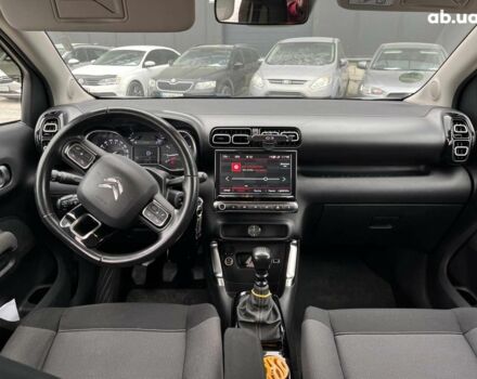 Белый Ситроен C3 Aircross, объемом двигателя 1.5 л и пробегом 191 тыс. км за 15990 $, фото 32 на Automoto.ua