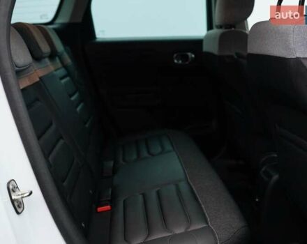 Белый Ситроен C3 Aircross, объемом двигателя 1.2 л и пробегом 21 тыс. км за 18888 $, фото 10 на Automoto.ua