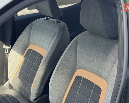 Сітроен C3 Aircross 2025 у Києві на Automoto.ua Сітроен C3 Aircross, об'ємом двигуна 1.2 л та пробігом 0 тис. км за 21143 $, фото 17 на Automoto.ua