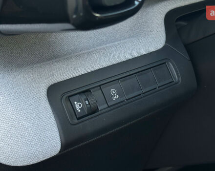 Сітроен C3 Aircross 2025 у Києві на Automoto.ua Сітроен C3 Aircross, об'ємом двигуна 1.2 л та пробігом 0 тис. км за 21143 $, фото 25 на Automoto.ua