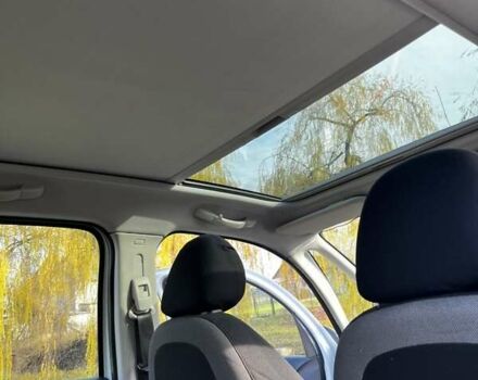 Білий Сітроен С3 Пікассо, об'ємом двигуна 1.4 л та пробігом 162 тис. км за 5000 $, фото 10 на Automoto.ua