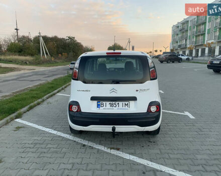 Білий Сітроен С3 Пікассо, об'ємом двигуна 1.4 л та пробігом 103 тис. км за 4750 $, фото 4 на Automoto.ua