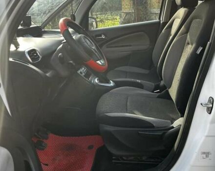 Білий Сітроен С3 Пікассо, об'ємом двигуна 1.4 л та пробігом 162 тис. км за 5000 $, фото 19 на Automoto.ua