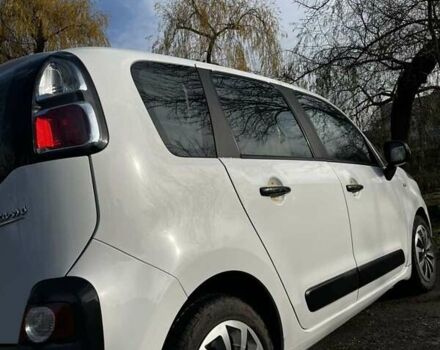 Білий Сітроен С3 Пікассо, об'ємом двигуна 1.4 л та пробігом 162 тис. км за 5000 $, фото 13 на Automoto.ua