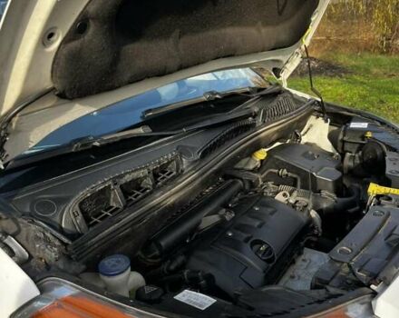 Білий Сітроен С3 Пікассо, об'ємом двигуна 1.4 л та пробігом 162 тис. км за 5000 $, фото 23 на Automoto.ua