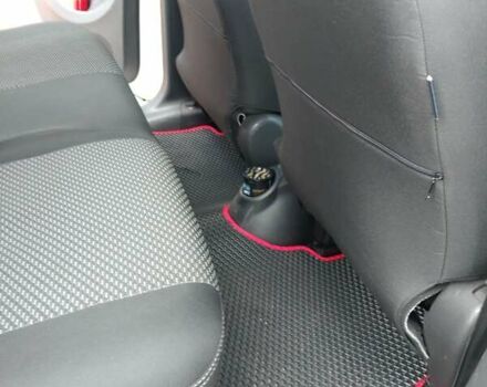 Білий Сітроен С3 Пікассо, об'ємом двигуна 1.4 л та пробігом 275 тис. км за 4900 $, фото 19 на Automoto.ua