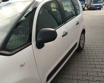 Білий Сітроен С3 Пікассо, об'ємом двигуна 1.4 л та пробігом 275 тис. км за 4900 $, фото 2 на Automoto.ua