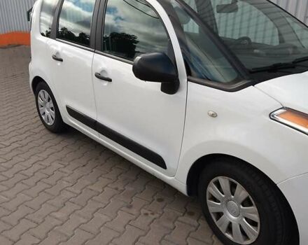 Білий Сітроен С3 Пікассо, об'ємом двигуна 1.4 л та пробігом 275 тис. км за 4900 $, фото 3 на Automoto.ua