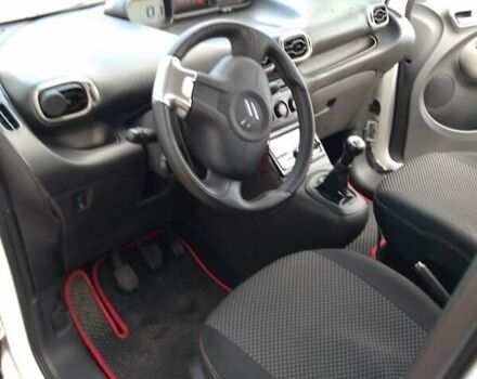 Білий Сітроен С3 Пікассо, об'ємом двигуна 1.4 л та пробігом 275 тис. км за 4900 $, фото 15 на Automoto.ua