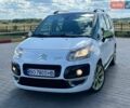 Белый Ситроен С3 Пикассо, объемом двигателя 1.4 л и пробегом 175 тыс. км за 4600 $, фото 1 на Automoto.ua