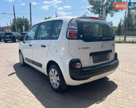 Белый Ситроен С3 Пикассо, объемом двигателя 1.4 л и пробегом 172 тыс. км за 5999 $, фото 3 на Automoto.ua