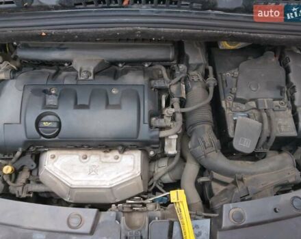 Белый Ситроен С3 Пикассо, объемом двигателя 1.4 л и пробегом 114 тыс. км за 4500 $, фото 1 на Automoto.ua