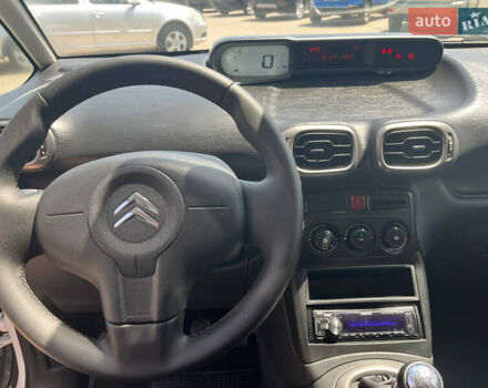 Белый Ситроен С3 Пикассо, объемом двигателя 1.4 л и пробегом 172 тыс. км за 5999 $, фото 10 на Automoto.ua