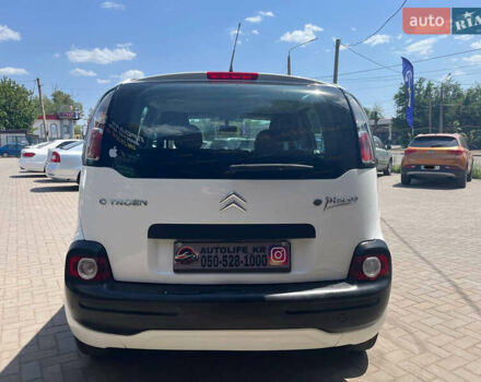 Белый Ситроен С3 Пикассо, объемом двигателя 1.4 л и пробегом 172 тыс. км за 5999 $, фото 4 на Automoto.ua