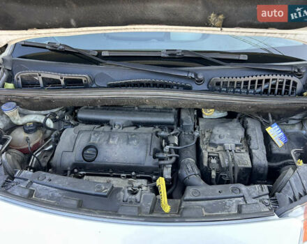 Білий Сітроен С3 Пікассо, об'ємом двигуна 1.4 л та пробігом 162 тис. км за 5950 $, фото 8 на Automoto.ua