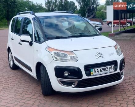 Білий Сітроен С3 Пікассо, об'ємом двигуна 1.6 л та пробігом 109 тис. км за 6999 $, фото 1 на Automoto.ua
