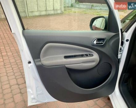 Білий Сітроен С3 Пікассо, об'ємом двигуна 1.6 л та пробігом 109 тис. км за 6999 $, фото 14 на Automoto.ua