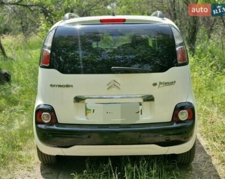 Білий Сітроен С3 Пікассо, об'ємом двигуна 1.6 л та пробігом 203 тис. км за 6700 $, фото 7 на Automoto.ua