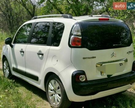 Білий Сітроен С3 Пікассо, об'ємом двигуна 1.6 л та пробігом 203 тис. км за 6700 $, фото 5 на Automoto.ua