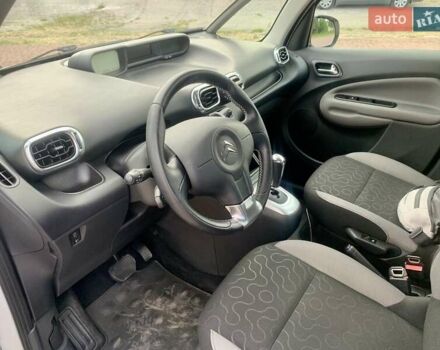 Білий Сітроен С3 Пікассо, об'ємом двигуна 1.6 л та пробігом 109 тис. км за 6999 $, фото 13 на Automoto.ua