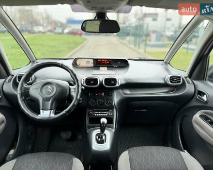 Белый Ситроен С3 Пикассо, объемом двигателя 1.56 л и пробегом 163 тыс. км за 7499 $, фото 14 на Automoto.ua