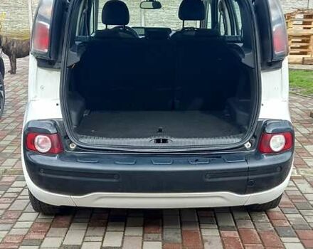 Білий Сітроен С3 Пікассо, об'ємом двигуна 1.56 л та пробігом 335 тис. км за 6700 $, фото 13 на Automoto.ua