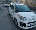 Белый Ситроен С3 Пикассо, объемом двигателя 1.56 л и пробегом 153 тыс. км за 7700 $, фото 1 на Automoto.ua