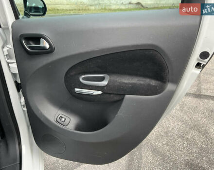 Белый Ситроен С3 Пикассо, объемом двигателя 1.2 л и пробегом 202 тыс. км за 6200 $, фото 13 на Automoto.ua