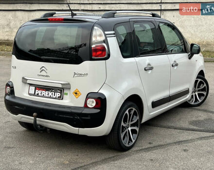 Белый Ситроен С3 Пикассо, объемом двигателя 1.2 л и пробегом 202 тыс. км за 6200 $, фото 5 на Automoto.ua