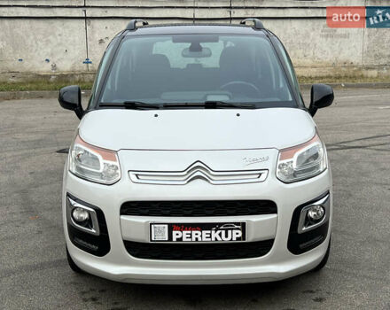 Белый Ситроен С3 Пикассо, объемом двигателя 1.2 л и пробегом 202 тыс. км за 6200 $, фото 1 на Automoto.ua