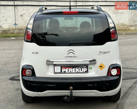 Белый Ситроен С3 Пикассо, объемом двигателя 1.2 л и пробегом 202 тыс. км за 6200 $, фото 4 на Automoto.ua