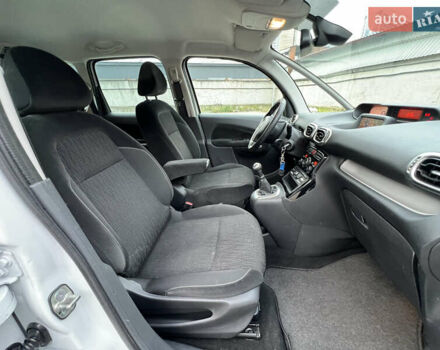 Белый Ситроен С3 Пикассо, объемом двигателя 1.2 л и пробегом 202 тыс. км за 6200 $, фото 16 на Automoto.ua