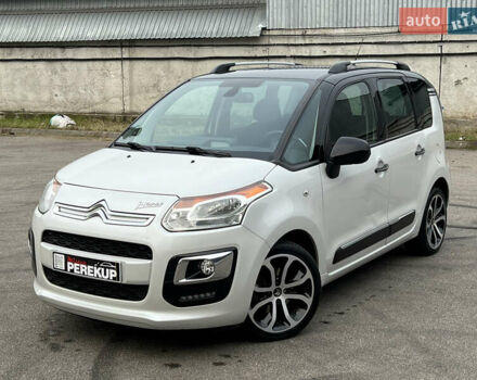Белый Ситроен С3 Пикассо, объемом двигателя 1.2 л и пробегом 202 тыс. км за 6200 $, фото 2 на Automoto.ua