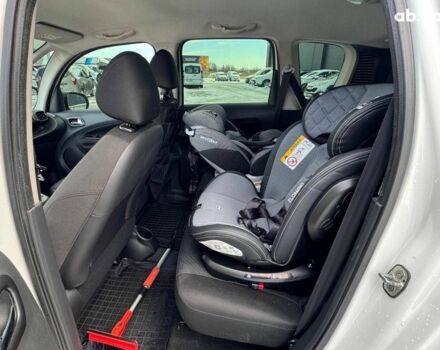 Белый Ситроен С3 Пикассо, объемом двигателя 16 л и пробегом 267 тыс. км за 6690 $, фото 21 на Automoto.ua