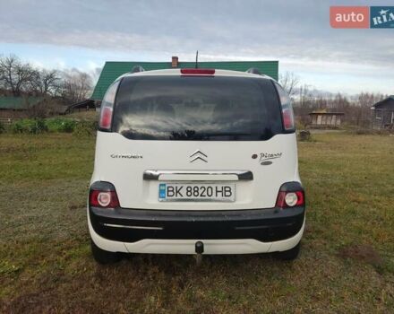 Білий Сітроен С3 Пікассо, об'ємом двигуна 1.6 л та пробігом 218 тис. км за 5200 $, фото 1 на Automoto.ua