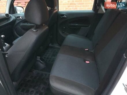 Белый Ситроен С3 Пикассо, объемом двигателя 1.4 л и пробегом 114 тыс. км за 4500 $, фото 1 на Automoto.ua