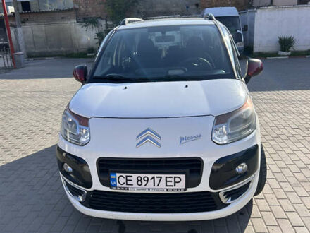 Белый Ситроен С3 Пикассо, объемом двигателя 1.4 л и пробегом 162 тыс. км за 5950 $, фото 1 на Automoto.ua