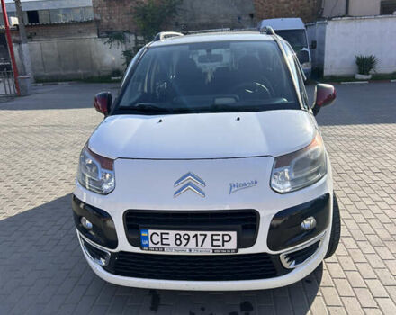 Белый Ситроен С3 Пикассо, объемом двигателя 1.4 л и пробегом 162 тыс. км за 5950 $, фото 1 на Automoto.ua