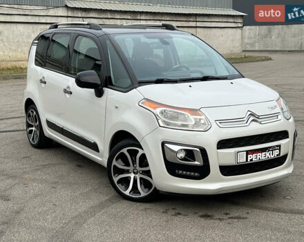 Білий Сітроен С3 Пікассо, об'ємом двигуна 1.2 л та пробігом 202 тис. км за 6200 $, фото 1 на Automoto.ua