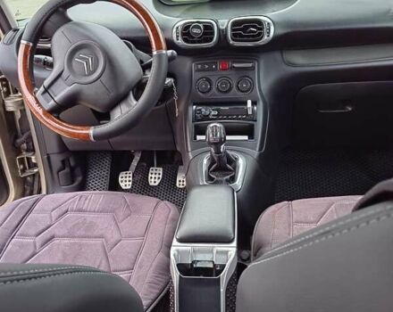 Бежевый Ситроен С3 Пикассо, объемом двигателя 1.6 л и пробегом 212 тыс. км за 4950 $, фото 6 на Automoto.ua